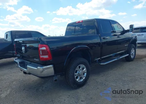 2022 Ram 2500 Laramie 4X4 6'4 Box z USA, uszkodzony, nr VIN 3C6UR5FJ7NG386785
